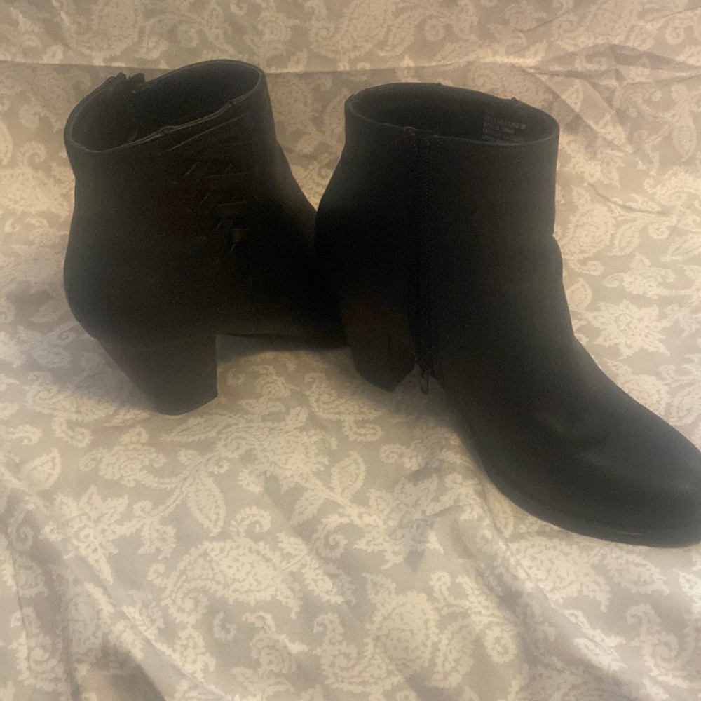 JustFab Rayleene color Rust size 7